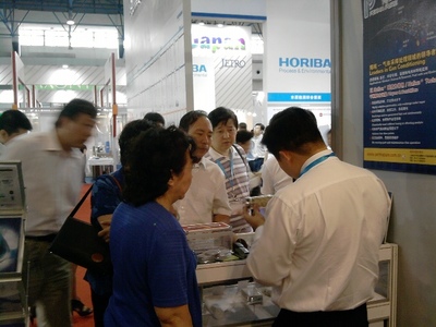 美國(guó)博純閃耀2011CIEPEC中國(guó)國(guó)際環(huán)保展覽會(huì) 環(huán)保服裝輔料引領(lǐng)行業(yè)新風(fēng)尚